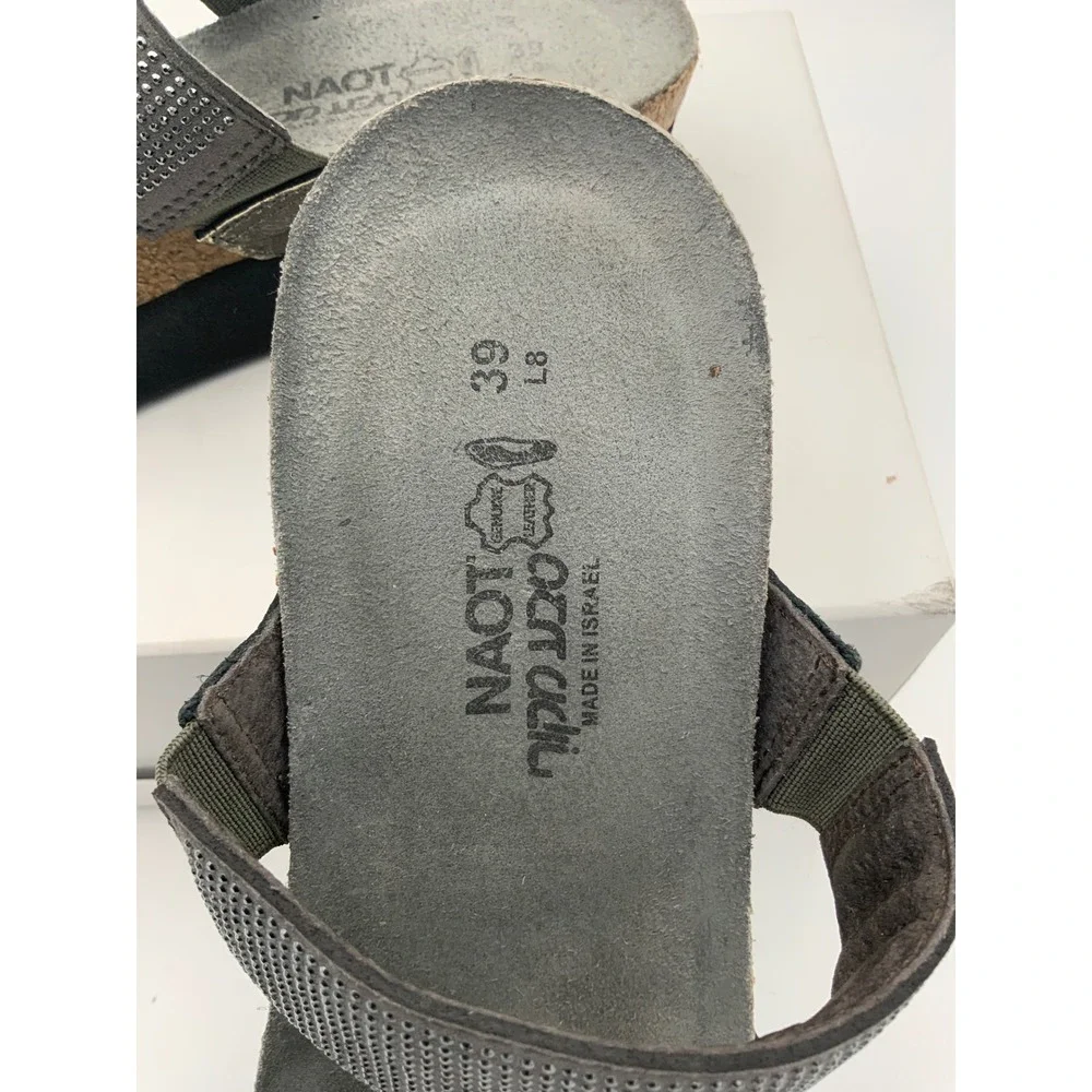 Naot leather slide